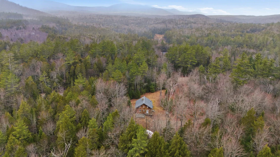 Photo of 2936 Hapgood Pond
