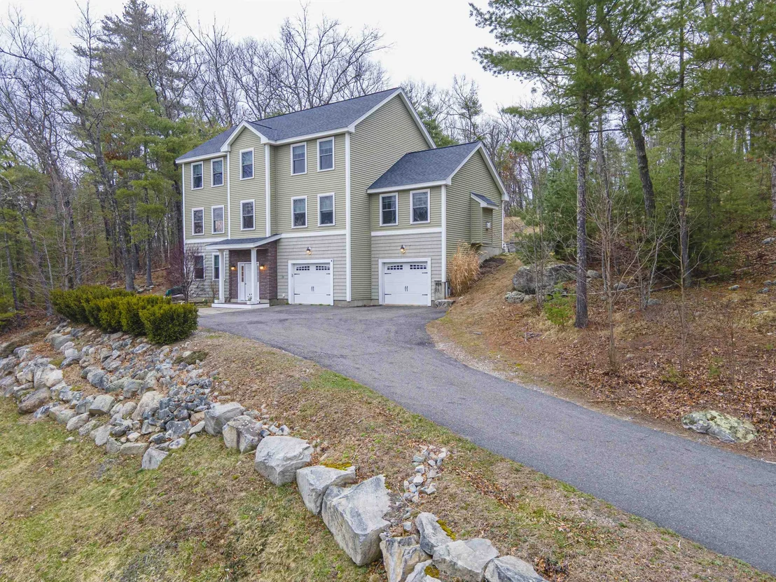 Photo of 23 Valleyview