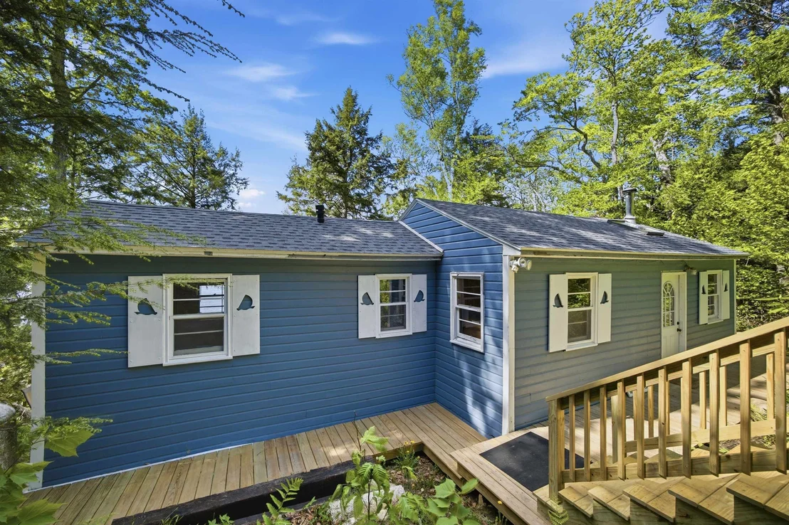 Photo of 310 Hemlock