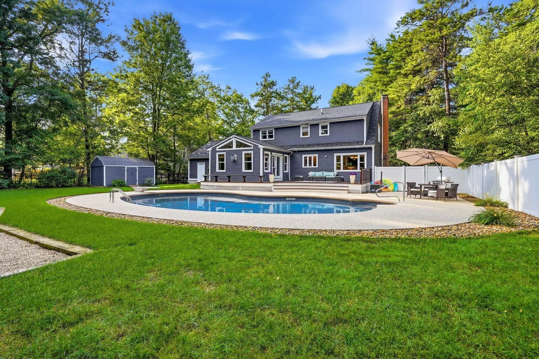 Photo of 19 Tamarack