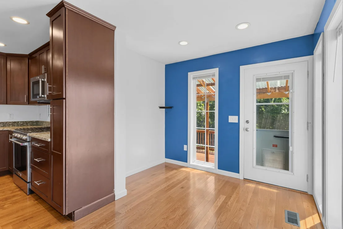 Photo of 264 Broad