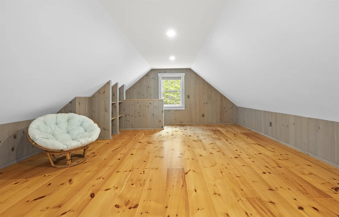 Photo of 5 N Meadow