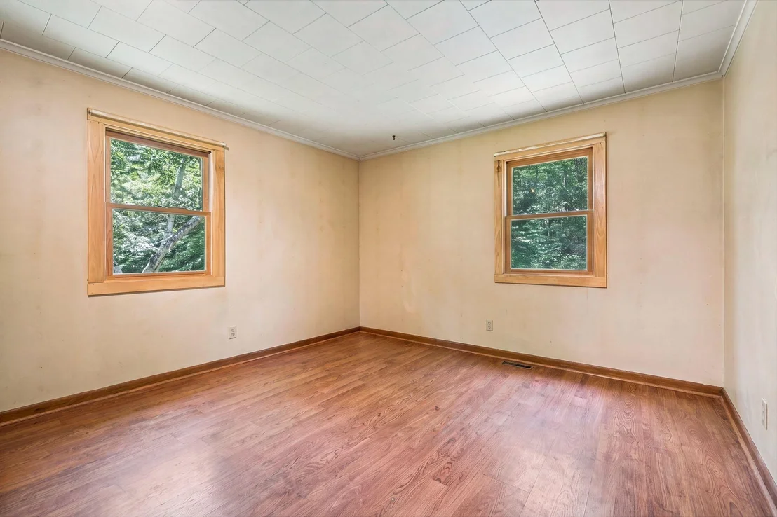 Photo of 72 Ledge