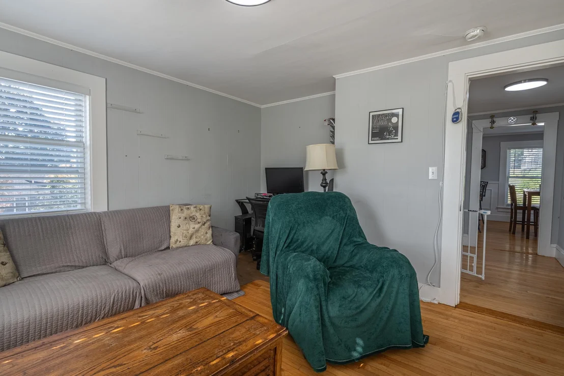 Photo of Unit A at 142A Broadway