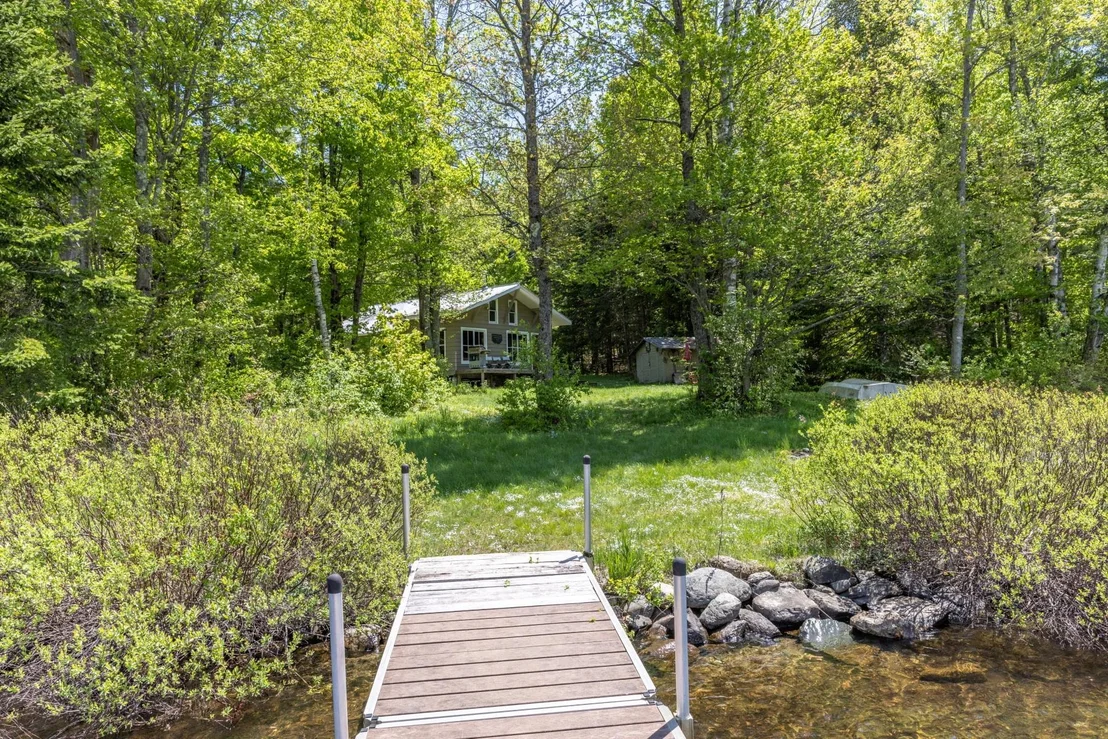 Photo of 333 Backshore