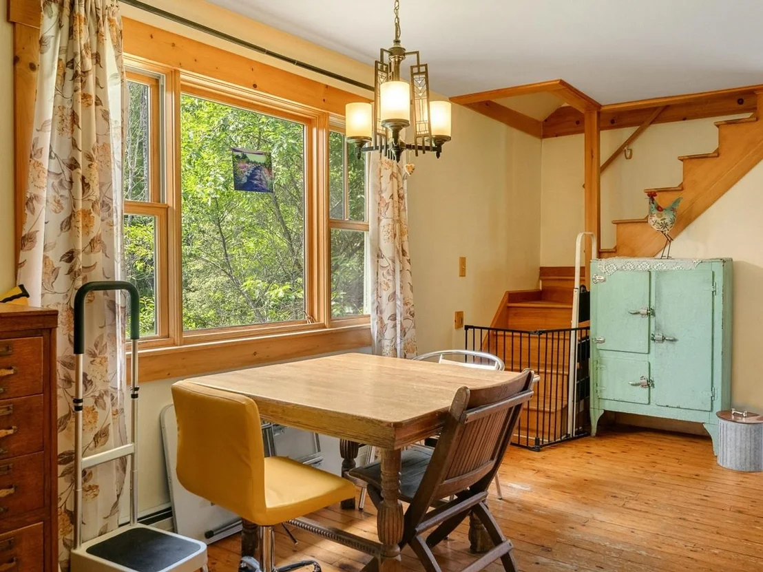 Photo of 1471 Stellar