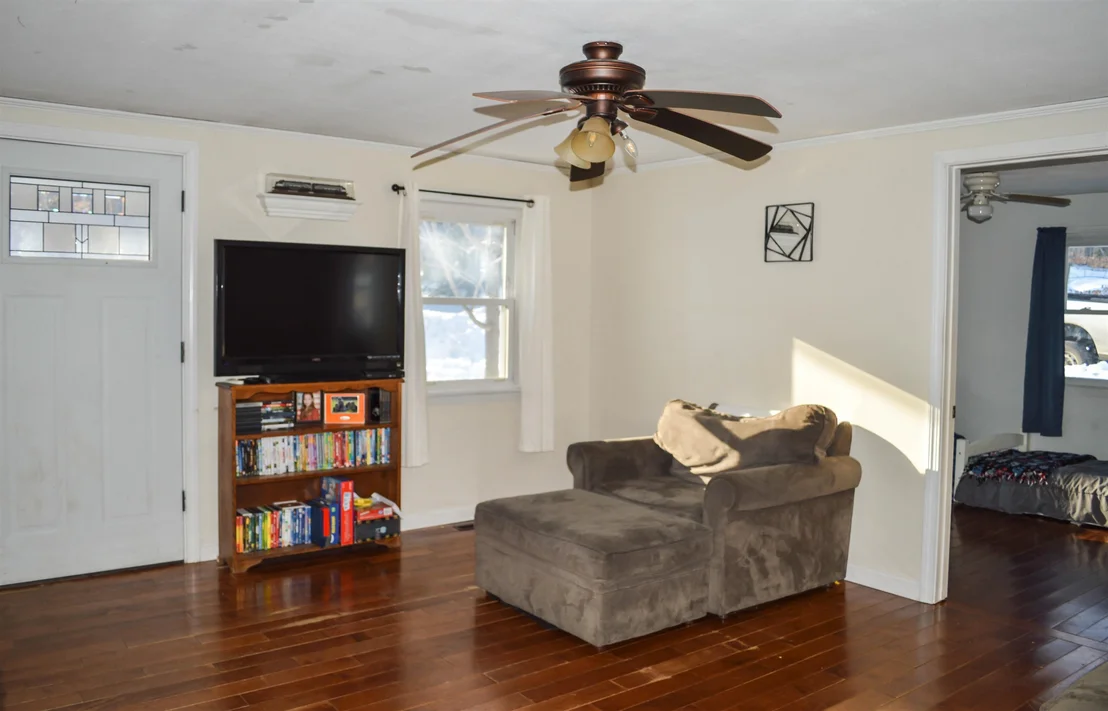 Photo of 139 Squantum