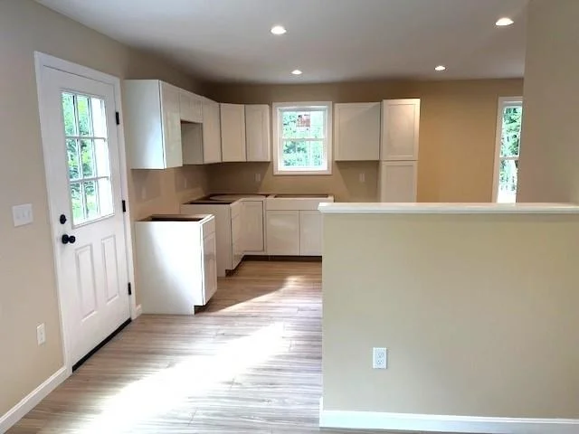 Photo of Colonial