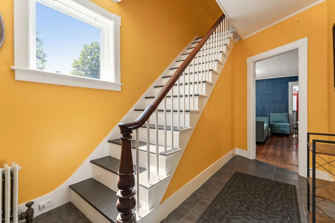 Photo of 276 Central
