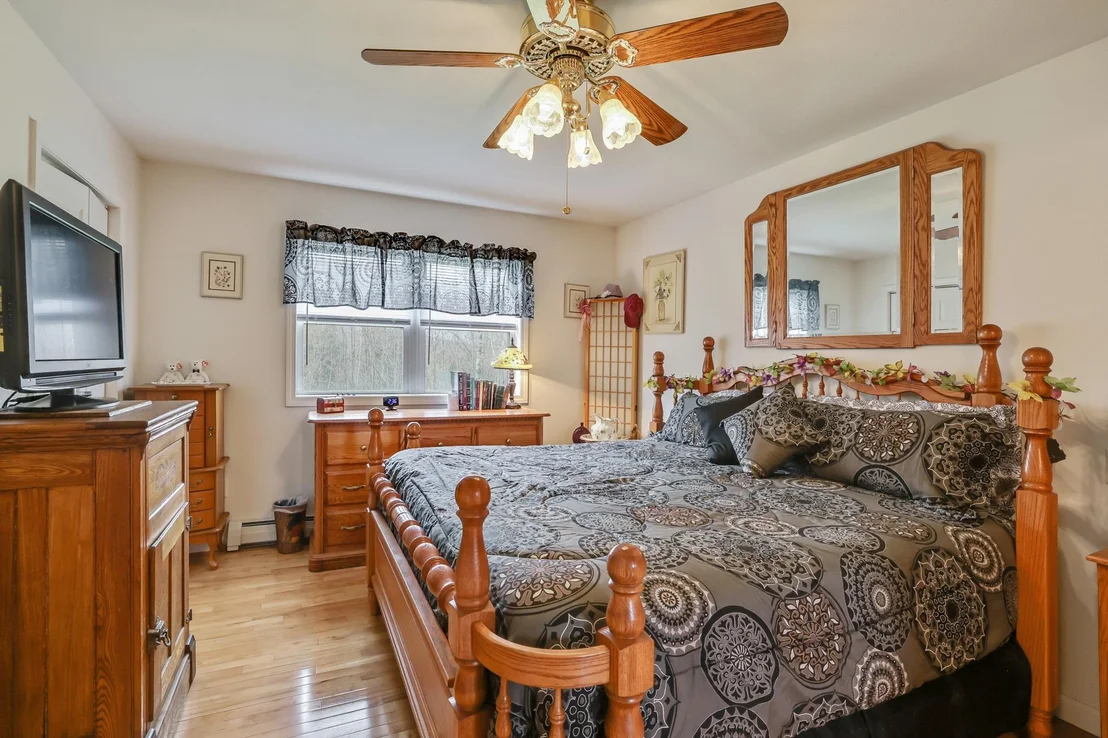 Photo of 348 Maple