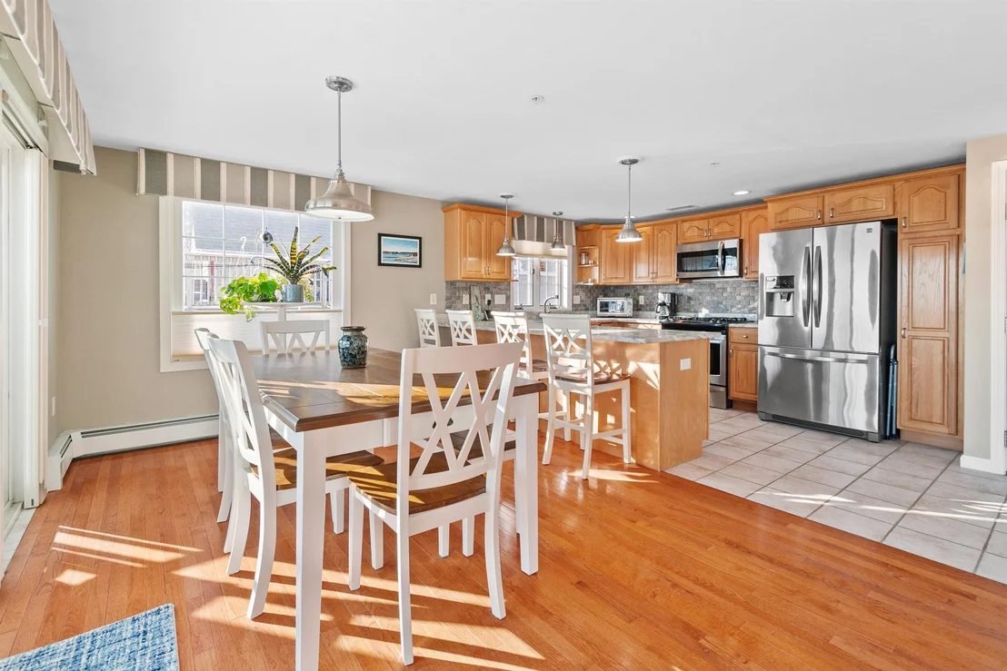 Photo of Unit 1 at 605 Ocean