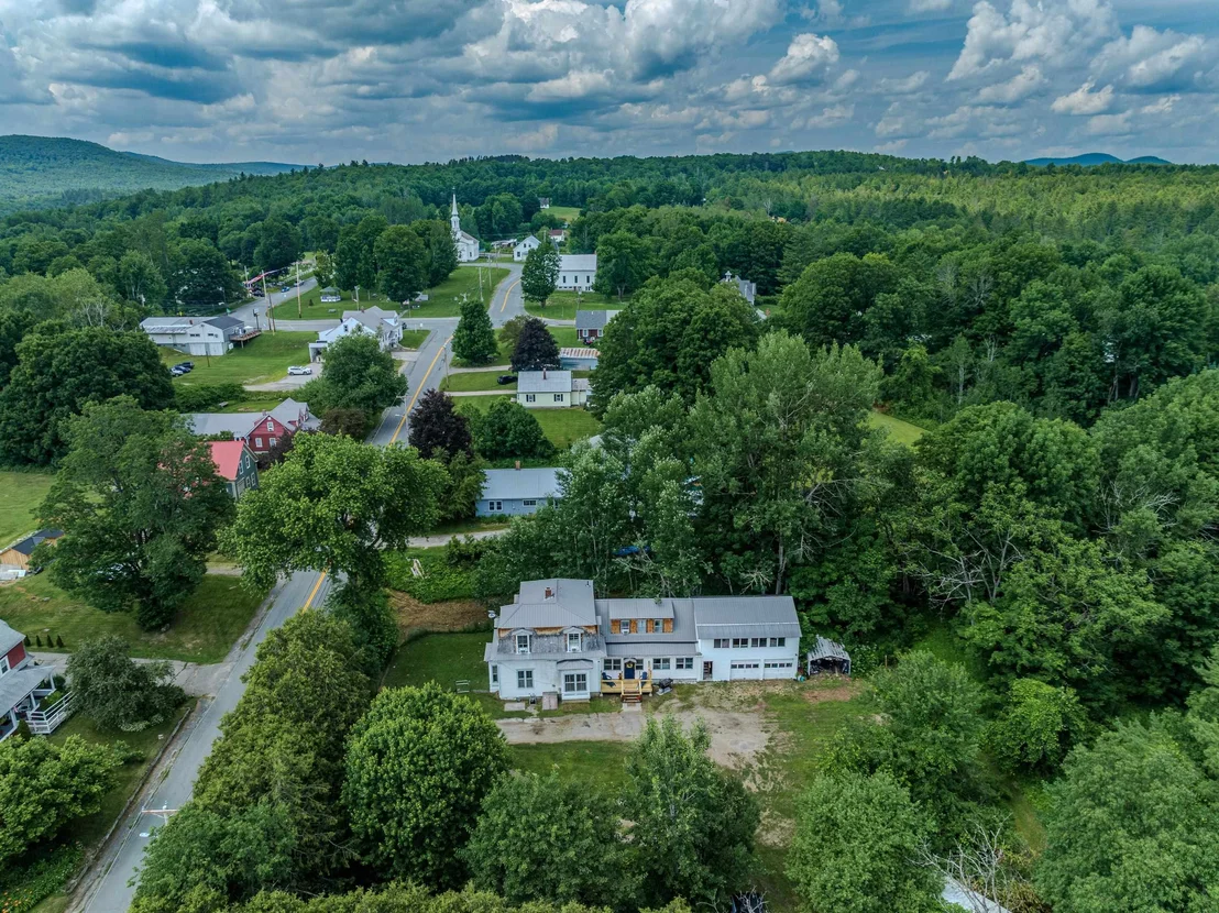 Photo of 59 S. Lunenburg