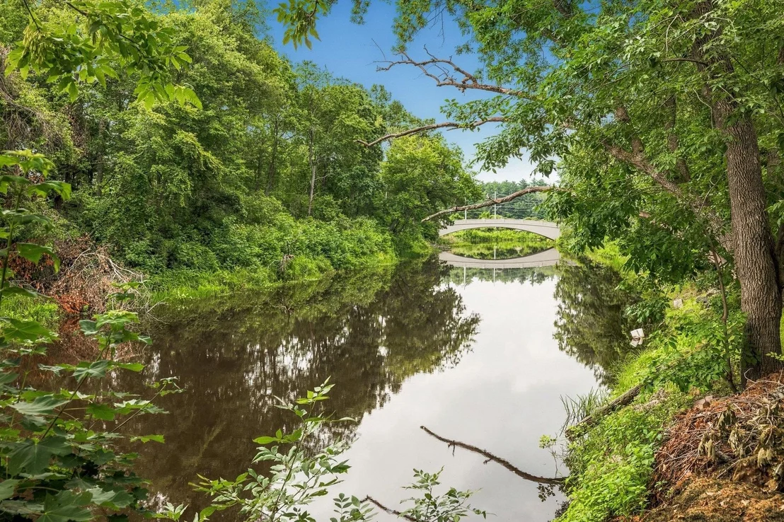 Photo of 30 River