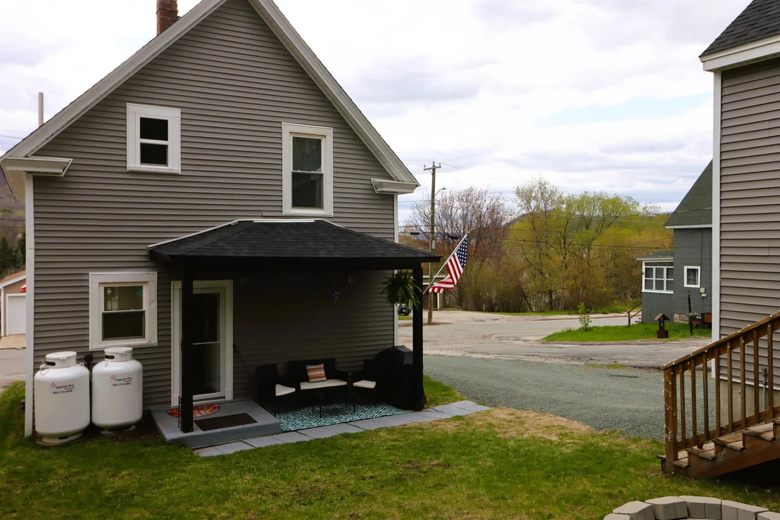 Photo of 348 Champlain
