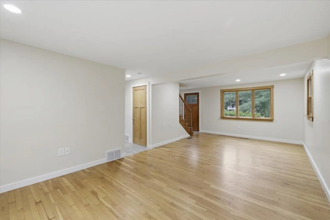Photo of 16 Lakeview