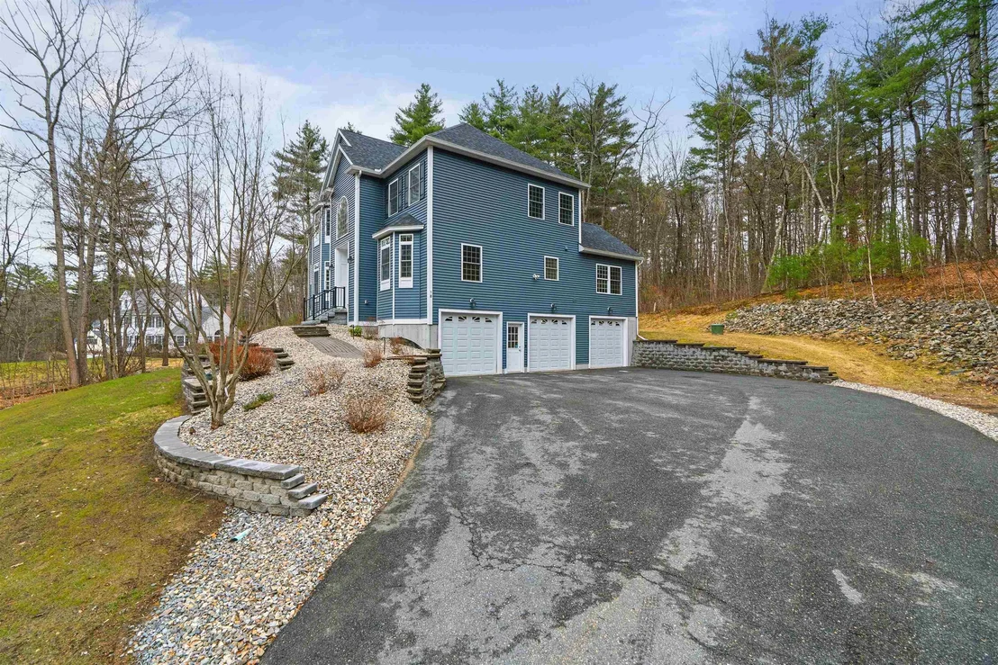 Photo of 18 Longmeadow