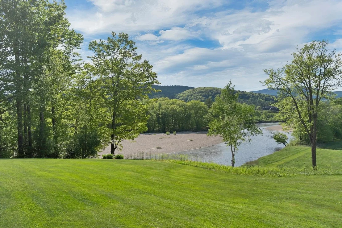Photo of 18 River View