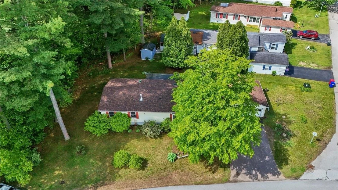 Photo of 107 Williston Woods