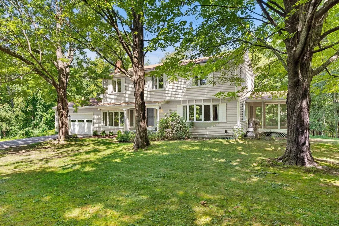 Photo of 84 Stinson