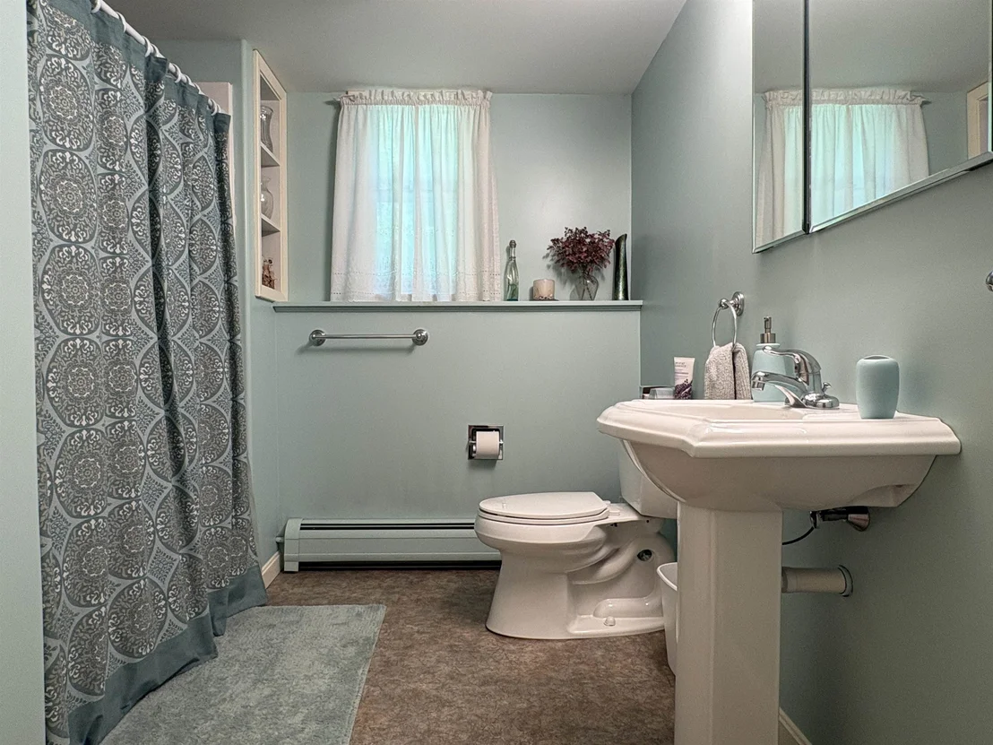 Photo of 301 Neal