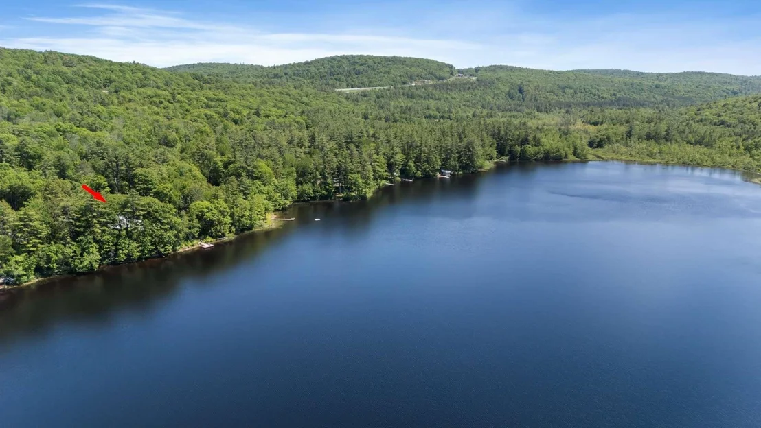 Photo of 215 Stocker Pond