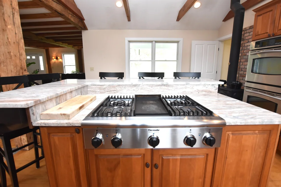Photo of 3259 West Hill
