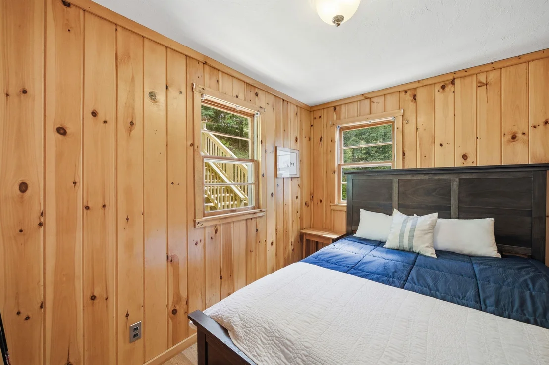 Photo of 310 Hemlock