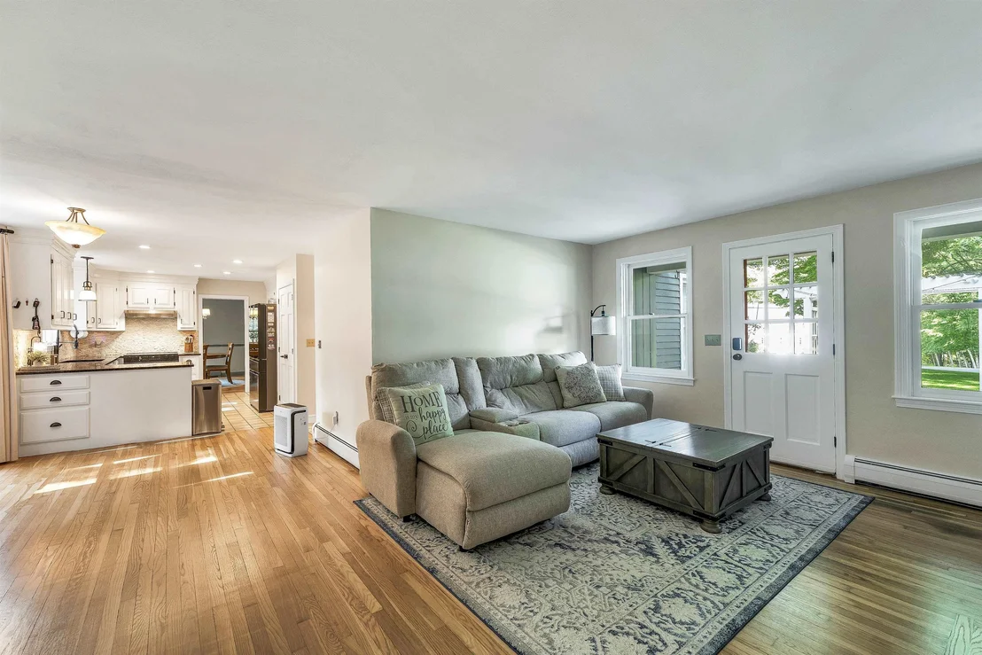 Photo of 9 Meadowview