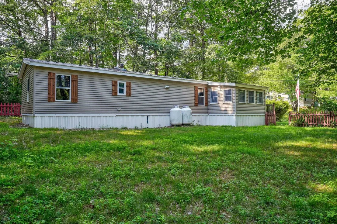 Photo of 331 Lamplighter