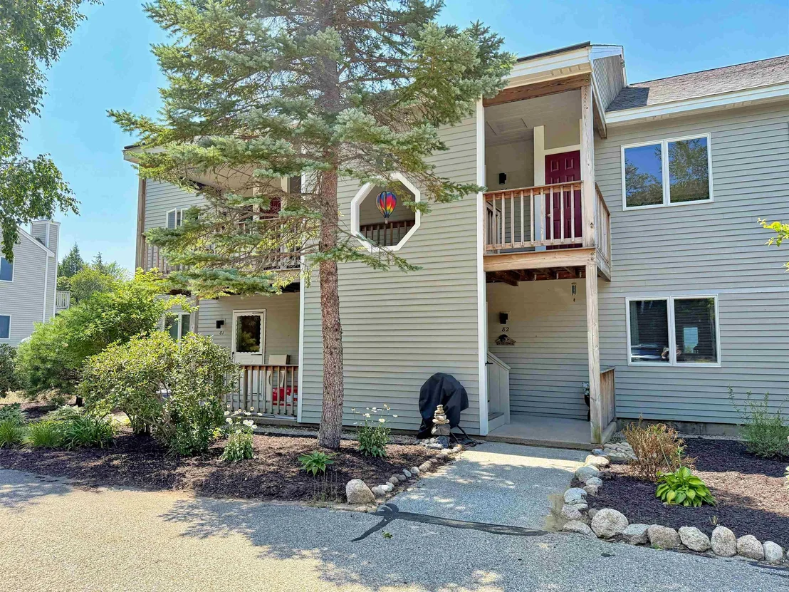 Photo of Unit J82 at J82 Eagle Ridge Condo
