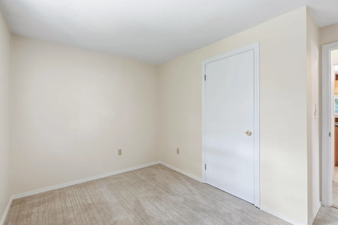 Photo of 98 Conant