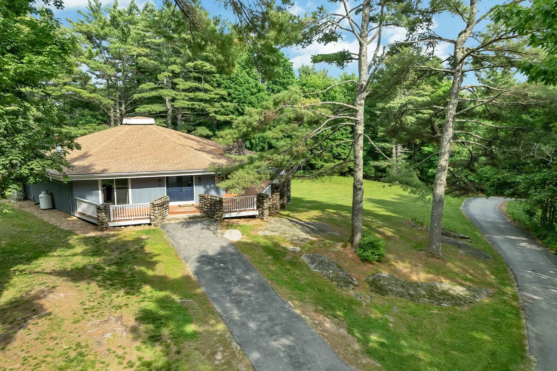 Photo of 71 Winona