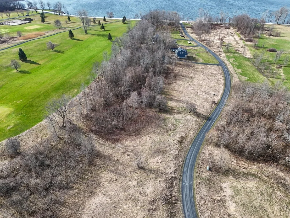 Photo of Unit LOT5 at 220 Terrapin