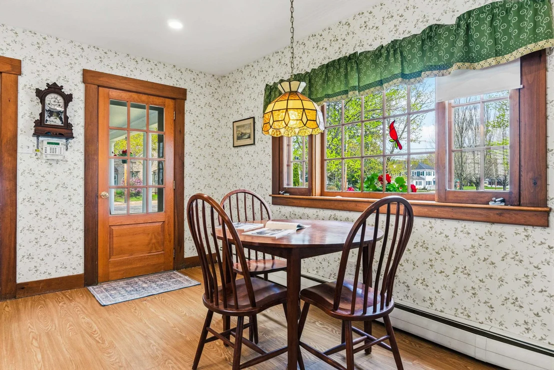 Photo of 567 Main