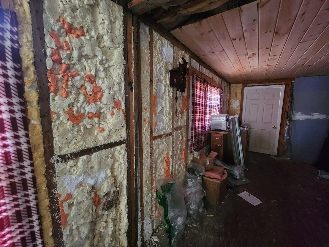 Photo of 1594 White