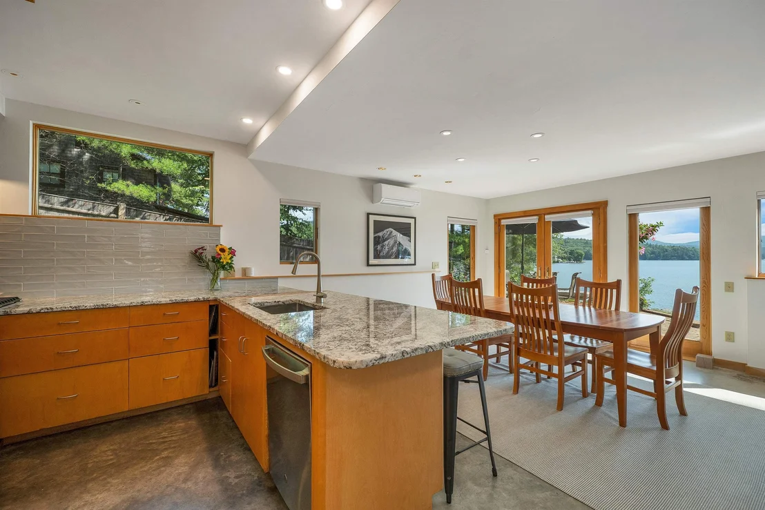Photo of 41 Meaders Point