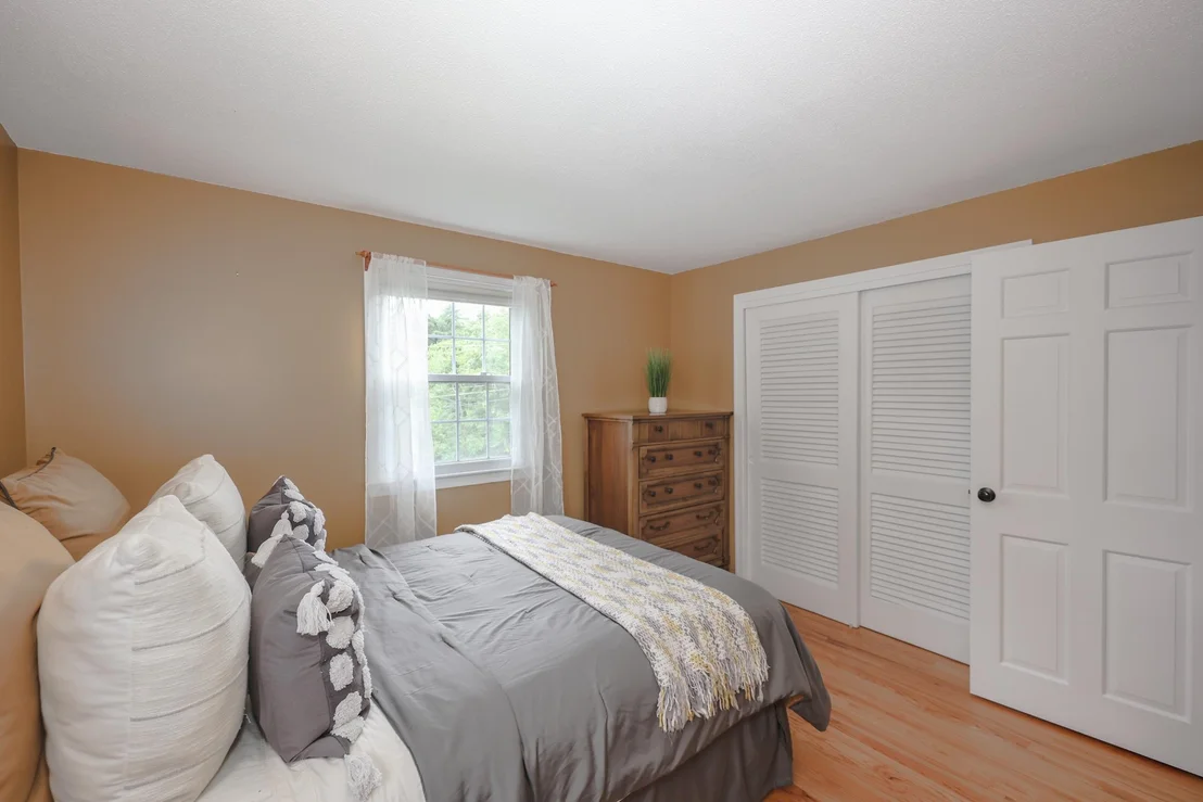 Photo of 1 Valleyview