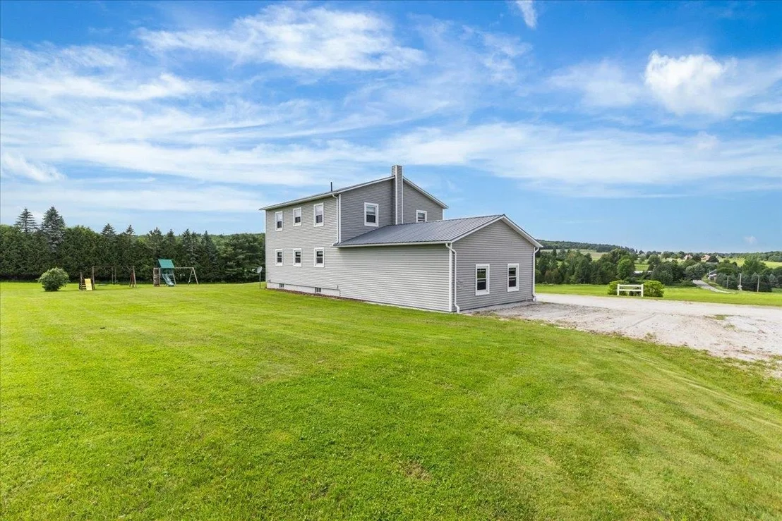 Photo of 2719 North Sheldon