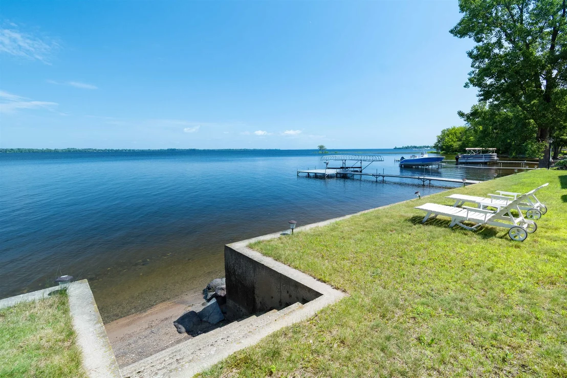 Photo of 43 Sandy Point