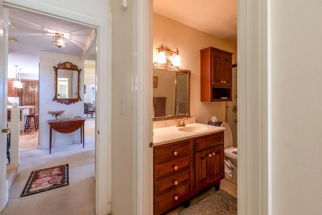Photo of Unit 2A at 807 Murphys