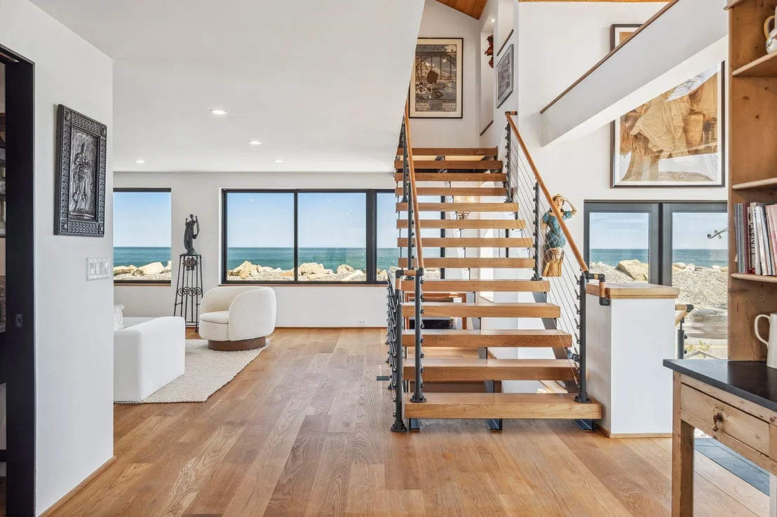 Photo of 1681 Ocean