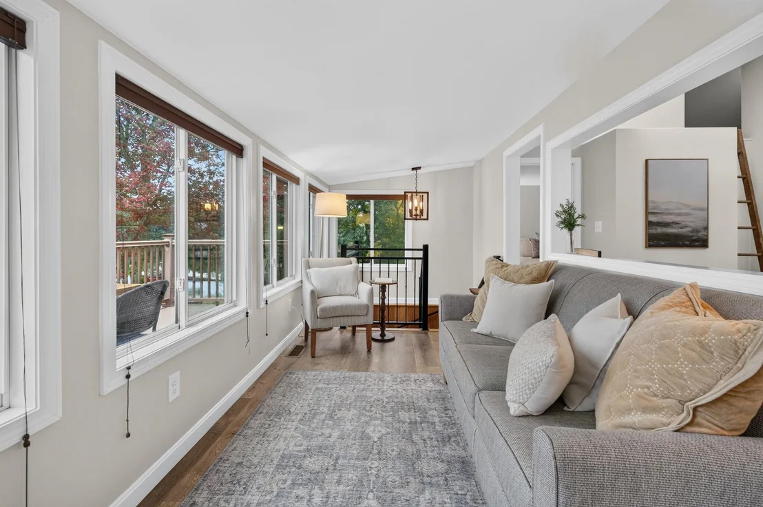 Photo of 20 Lakeside