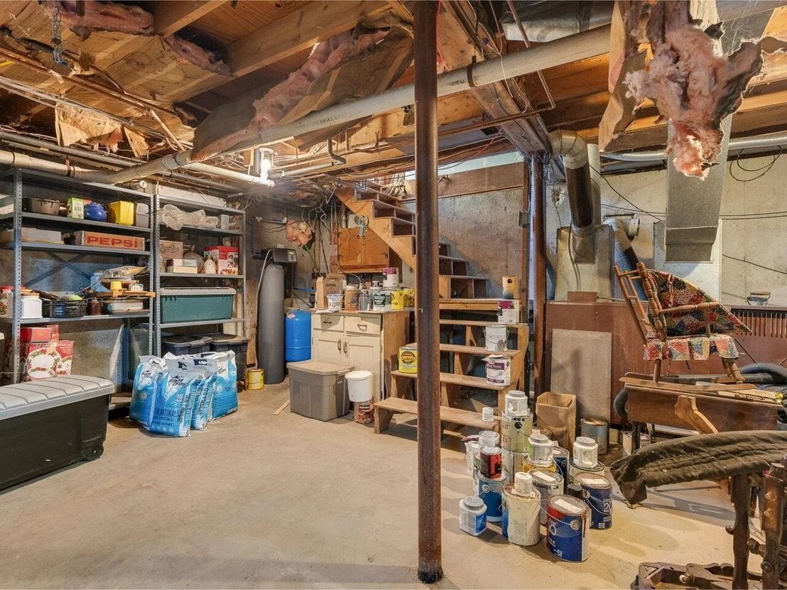 Photo of 771 Robinson