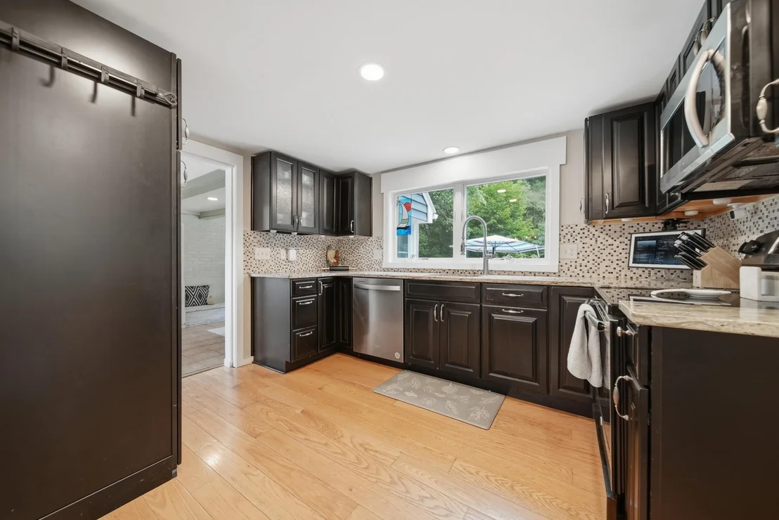 Photo of 27 Baker