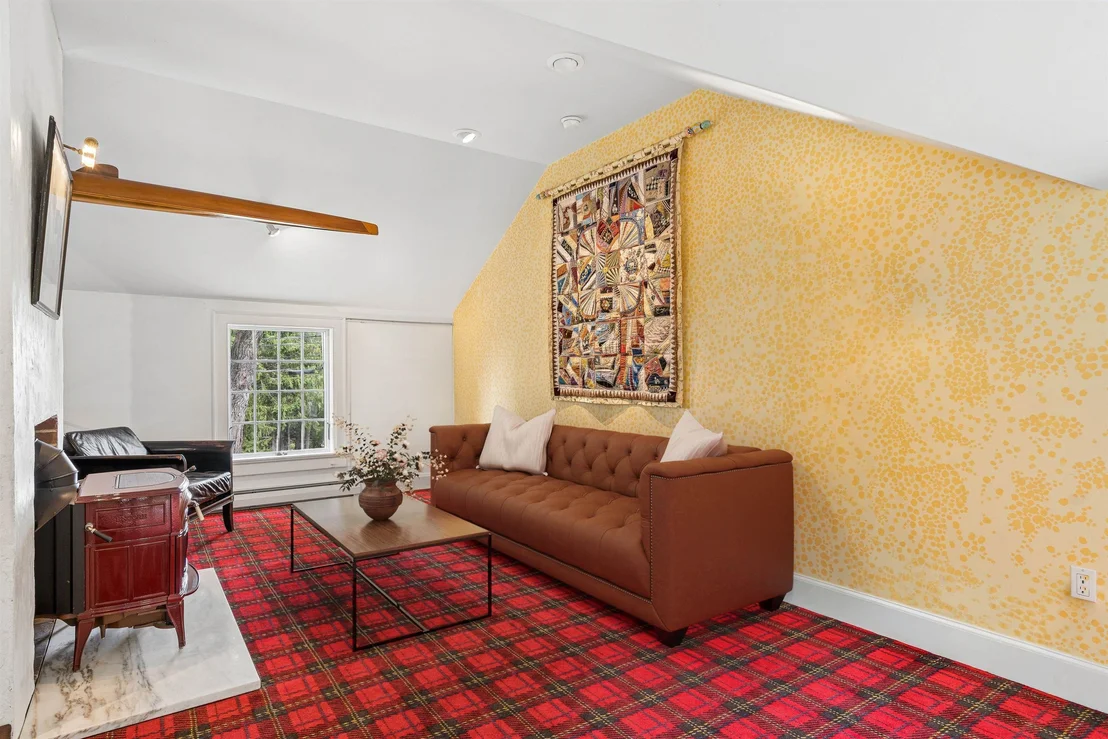 Photo of 408 Ridge