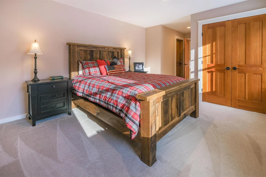 Photo of 42 Deerfield