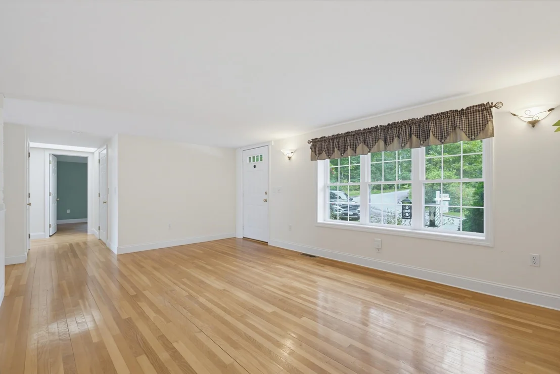 Photo of 35 Pleasant