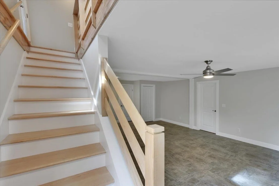 Photo of 49 Hemlock