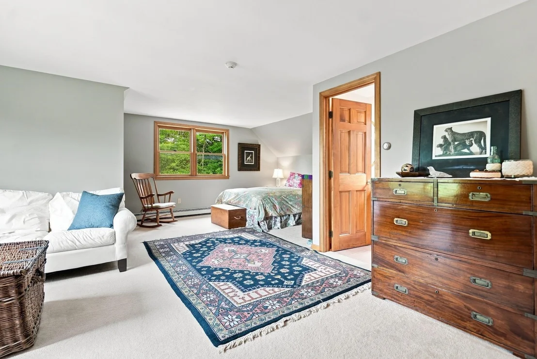 Photo of 656 Highland
