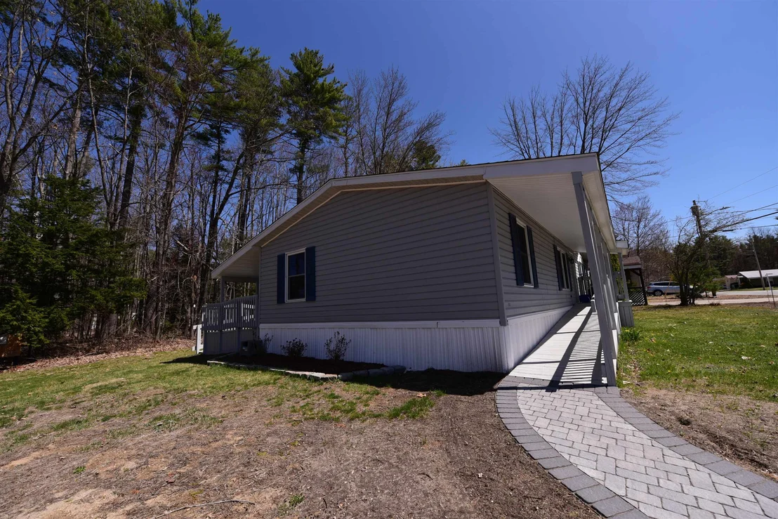 Photo of 74 Lamplighter